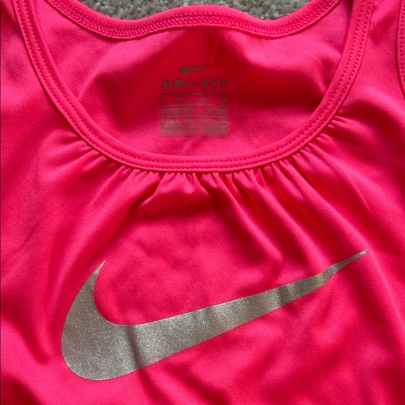 Nike Set - Picture 2 of 3